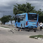 Pierde la vida motociclista tras accidentarse contra Va y Ven en el sur de Mérida