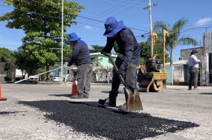 A tapar huecos! refuerzan los trabajos de bacheo