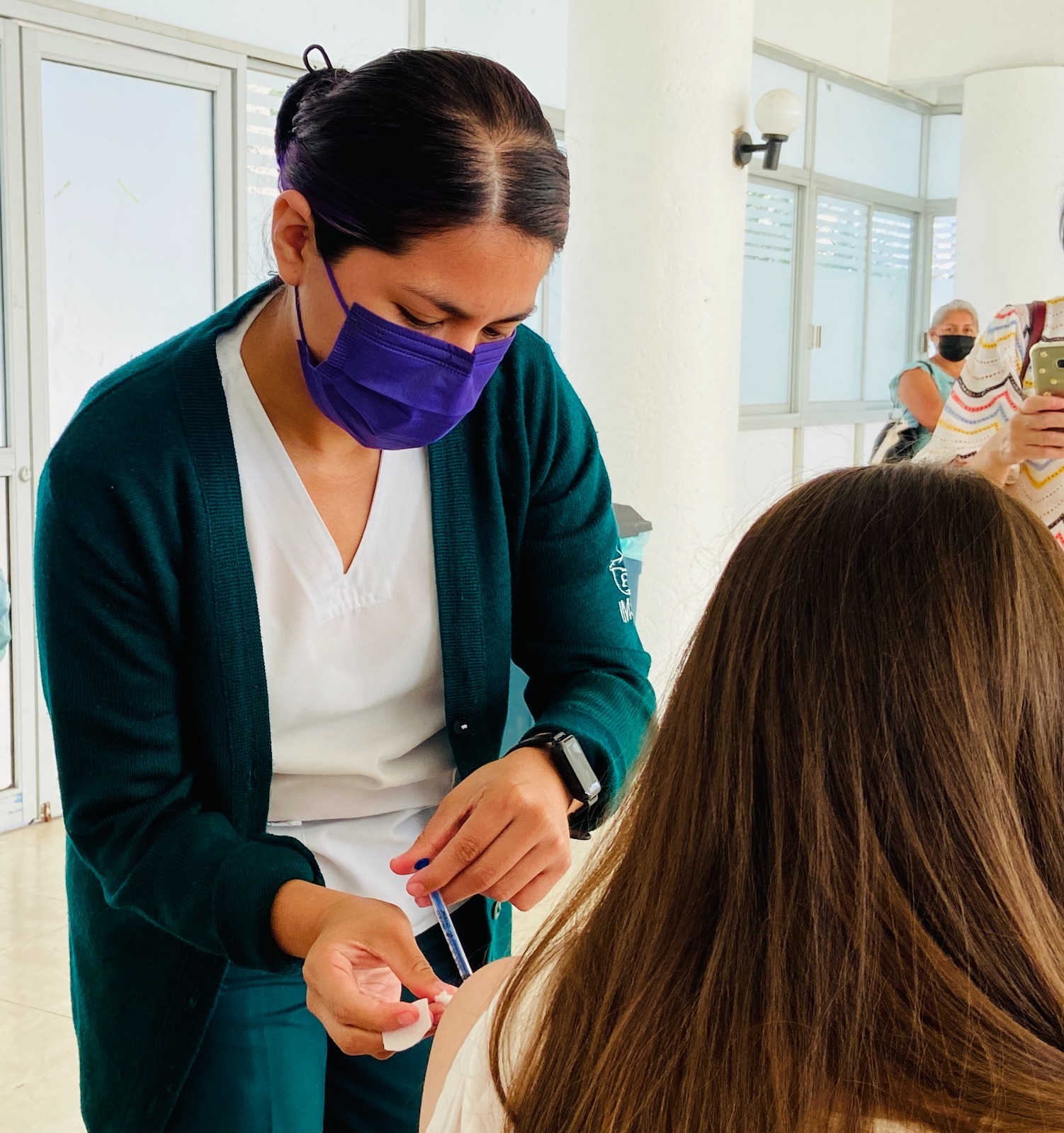 IMSS Yucatán llama a vacunarse contra sarampión en unidades médicas y hospitales