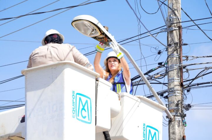 Mérida modernizará 30 mil luminarias LED en 2026
