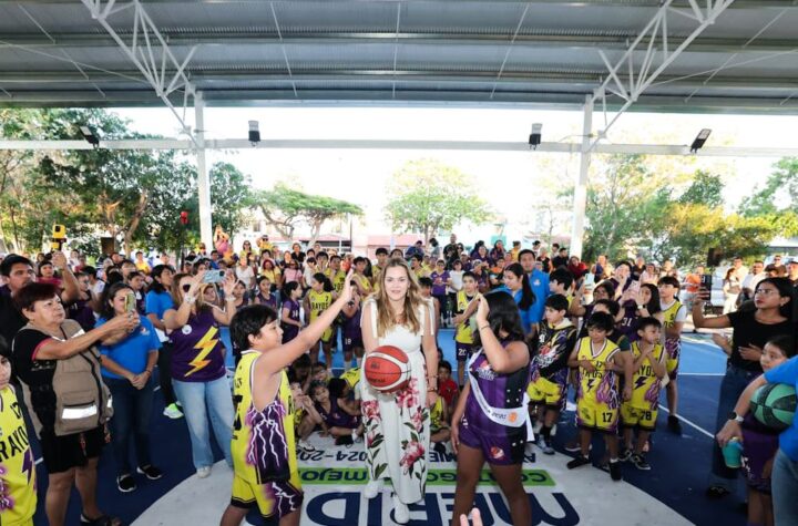 El presupuesto de Mérida se decide en comunidad y se refleja en obras: Cecilia Patrón.