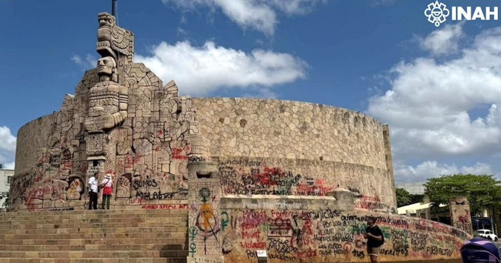 INAH informa que Monumento a la Patria requerirá restauración integral por pintas del 8M