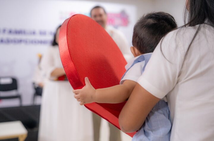 DIF Yucatán concreta adopciones que garantizan el derecho a vivir en familia