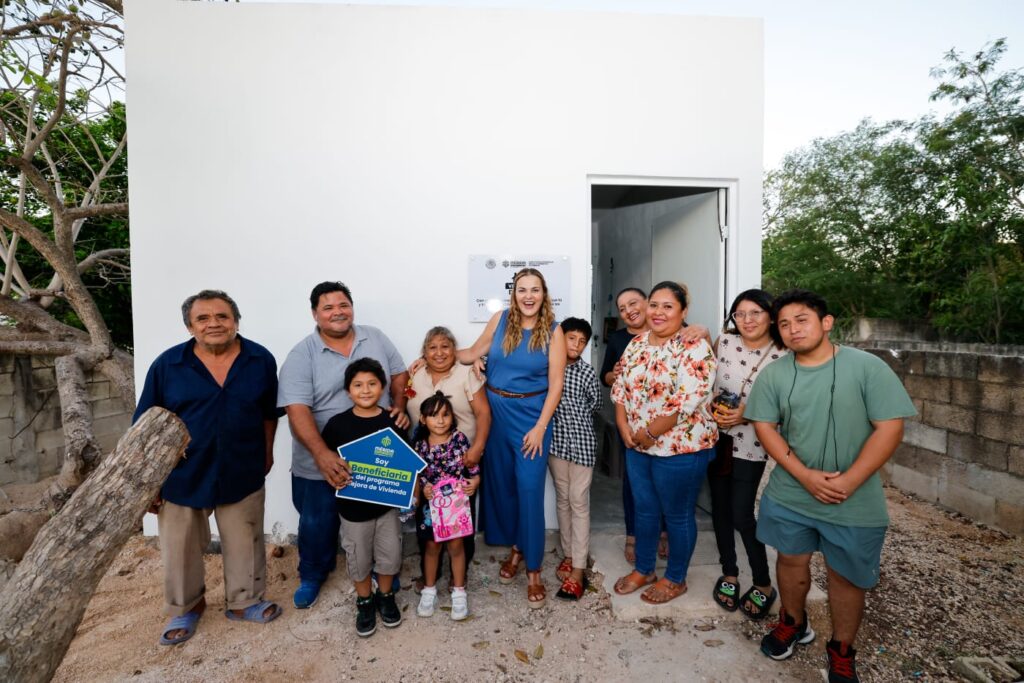 Mérida transforma vidas con viviendas más dignas y familias con bienestar; Cecilia Patrón
