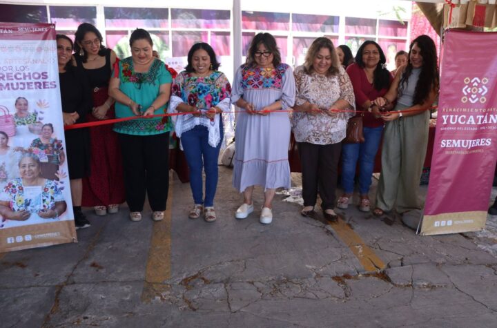 Historias de superación en la Feria Artesanal por los Derechos de las Mujeres