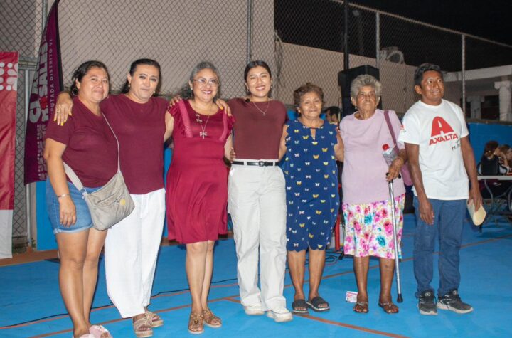 Con audiencias impulsadas por Clara Rosales escuchan demandas del Sur de Mérida