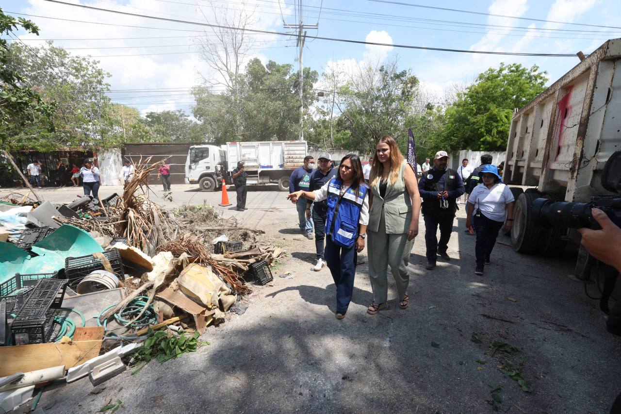 Ordena Cecilia Patrón la vía pública para facilitar el tránsito y calidad de vida de la comunidad