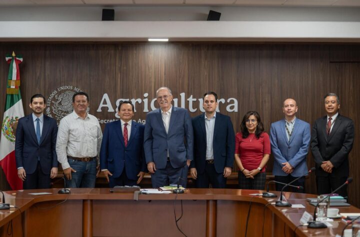Acuerdan Gobierno de Yucatán y Sader fortalecer acciones para el campo