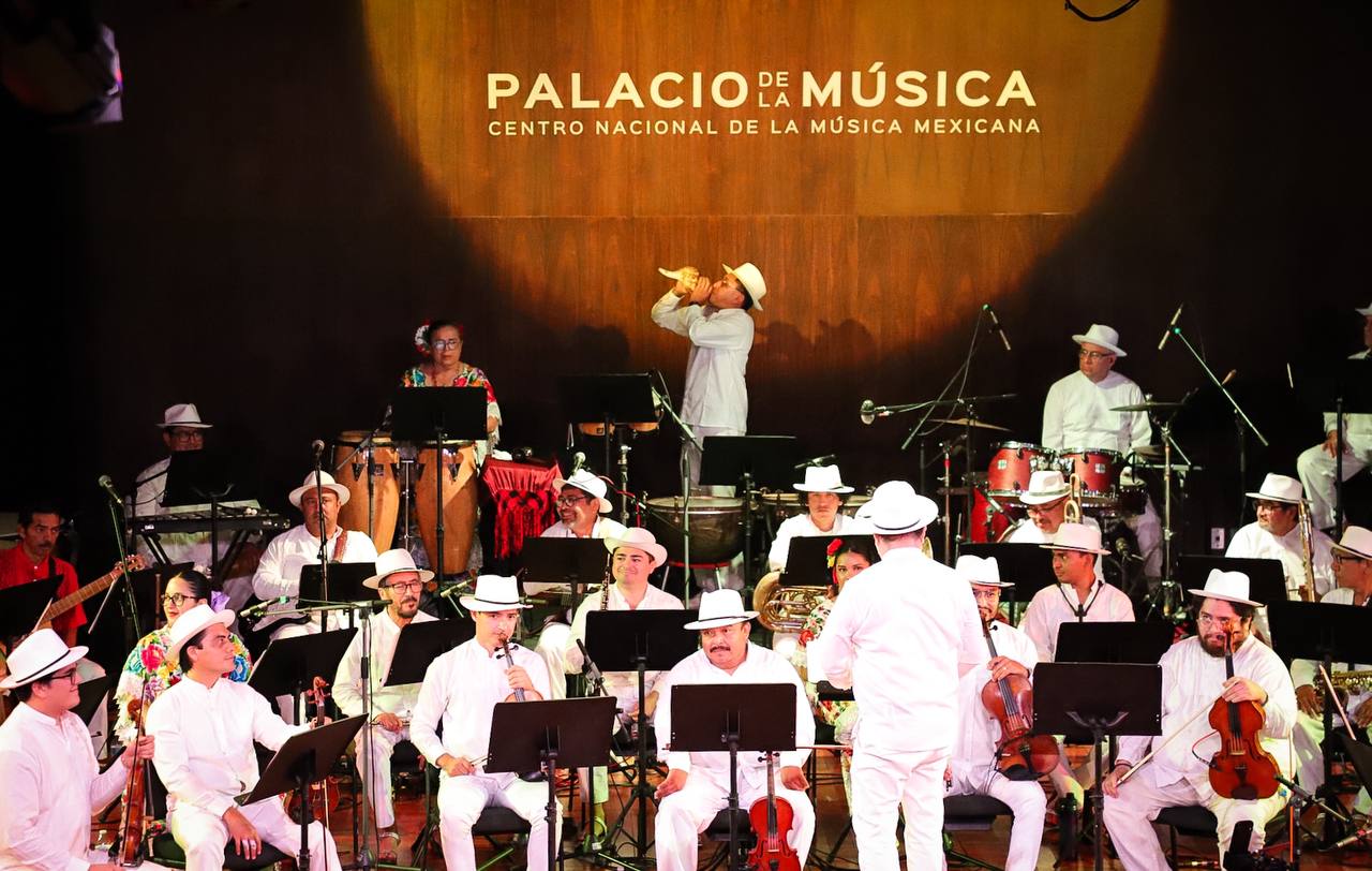 Orquesta Típica Yukalpetén celebra 84 años de historia y tradición musical