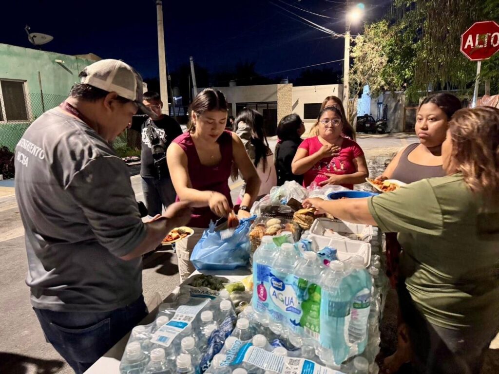 Diputada de morena, Clara Rosales Montiel, acompaña a familias afectadas por incendio en Dzununcán