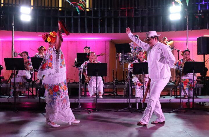 Reafirma su respaldo al talento de las mujeres en la jarana yucateca
