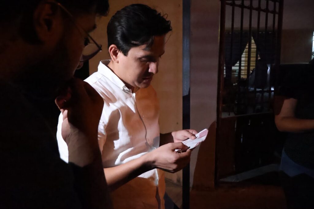 Vecinos de Ciudad Caucel acusan abandono de Ayuntatel; regidor Adrián Gorocica gestiona soluciones