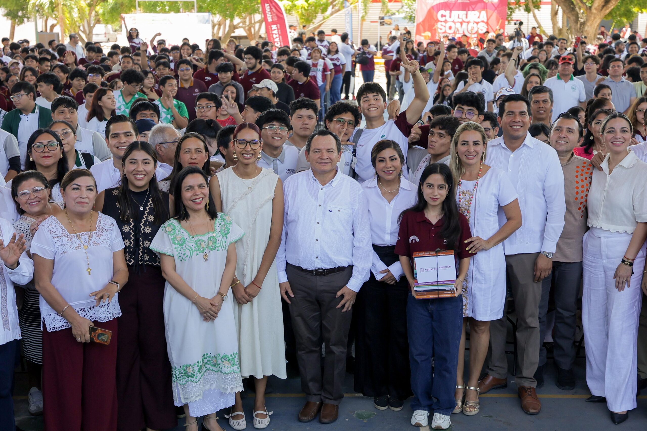 Renacimiento Maya fomenta la lectura entre las juventudes yucatecas