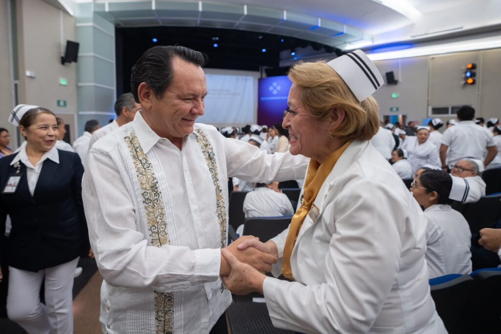 Enfermeras y enfermeros, columna vertebral del sistema de salud de Yucatán