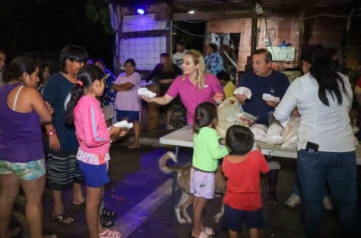 DIF Yucatán brinda apoyo a familias afectadas por lluvias en el sur de Mérida