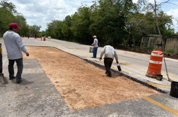 Continúan trabajos de atención en la carretera Maxcanú-Muna por afectaciones de lluvias