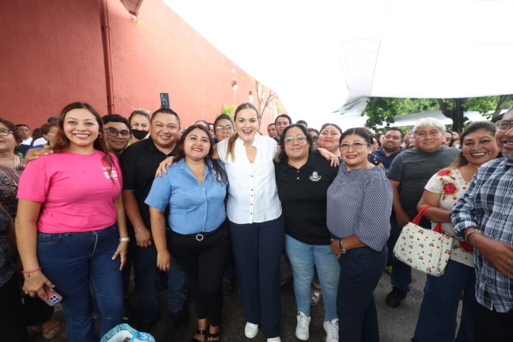 Reconoce Cecilia Patrón a las cuadrillas que atendieron las inundaciones; “¡Mérida tiene a las mejores trabajadoras y trabajadores del país!”