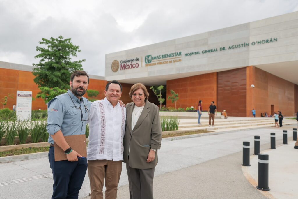 Avanza transformación de la salud en Yucatán con primera cirugía robótica en el estado