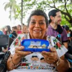 Fortalece Cecilia Patrón la economía de las familias meridanas; “Este gobierno suma más de 10 mil lentes gratuitos entregados”