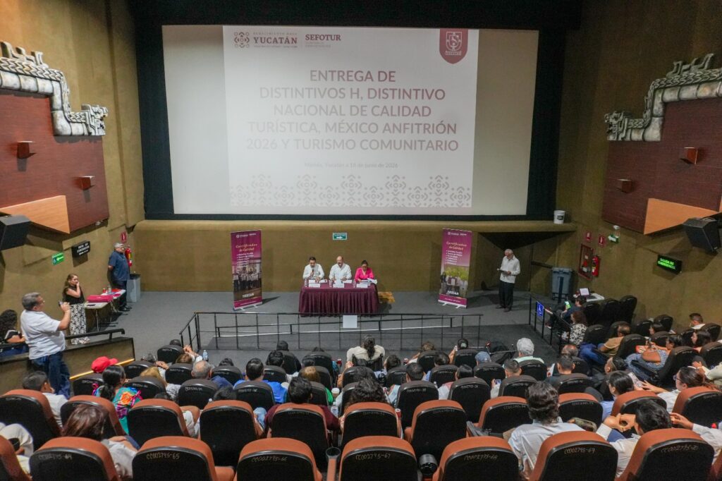 Yucatán reconoce a empresas y proyectos comunitarios por calidad turística
