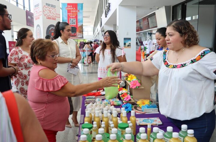 Semujeres y Fundación ADO impulsan a artesanas de cinco estados con feria en Mérida
