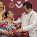 Renacimiento Maya reconoce a las parteras mayas: Tarjeta Elvia Carrillo Puerto dará tres mil pesos bimestrales
