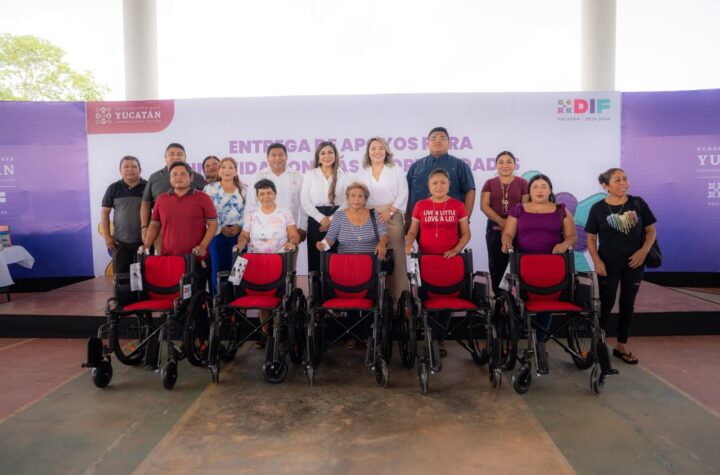 Entrega DIF Yucatán apoyos que fortalecen autonomía de personas con discapacidad en el oriente del estado