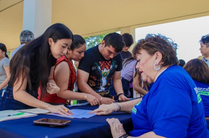 Ayuntamiento pone a disposición más de 5 mil becas de descuento para las juventudes de Mérida