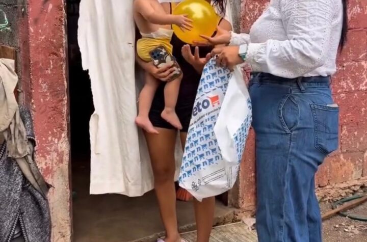 Regidora Georgina Piña gestiona apoyo de vivienda para familia de San Antonio Xluch