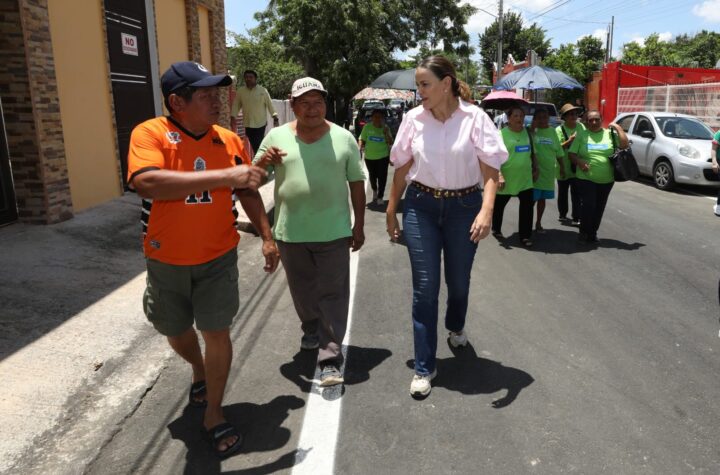 Entrega Cecilia Patrón calles repavimentadas y con señalética nueva; “Desde la vía pública cuidamos del patrimonio y garantizamos el tránsito seguro de la gente’”