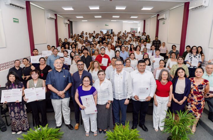 Gobierno del Renacimiento Maya reconoce talento científico de estudiantes yucatecos