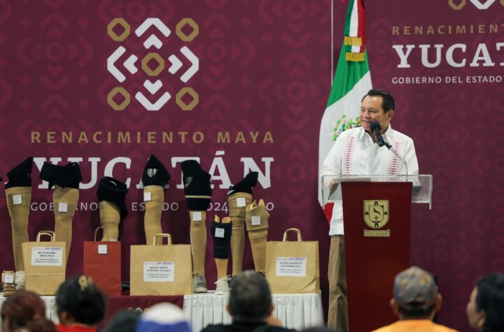 Renacimiento Maya entrega apoyos de movilidad a 81 personas con discapacidad 