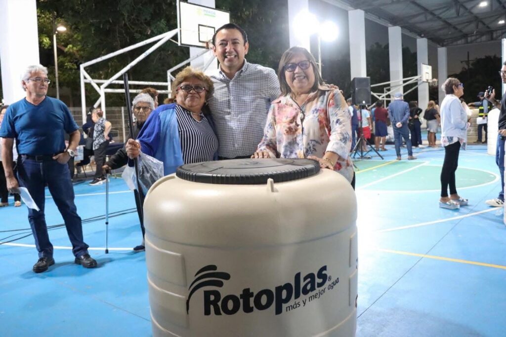 Ayuntamiento abre nueva convocatoria de subsidios en tinacos para apoyar la economía de las familias meridanas