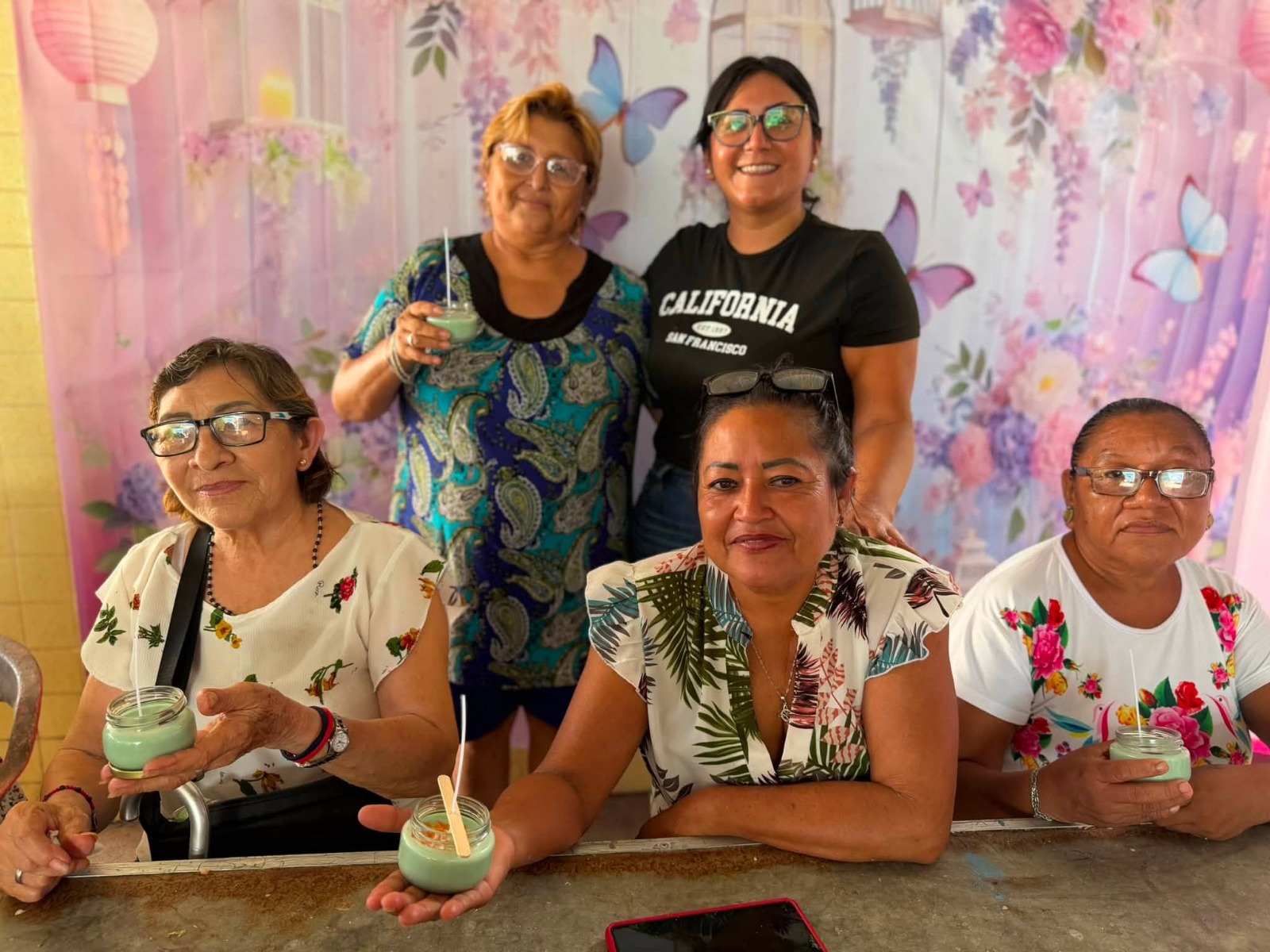 Promueve la regidora Georgina Piña el emprendimiento y la unión de las mujeres en Mérida