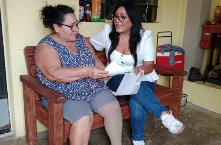 La regidora Georgina Piña fortalece la movilidad de adultos mayores con la entrega de aparatos ortopédicos
