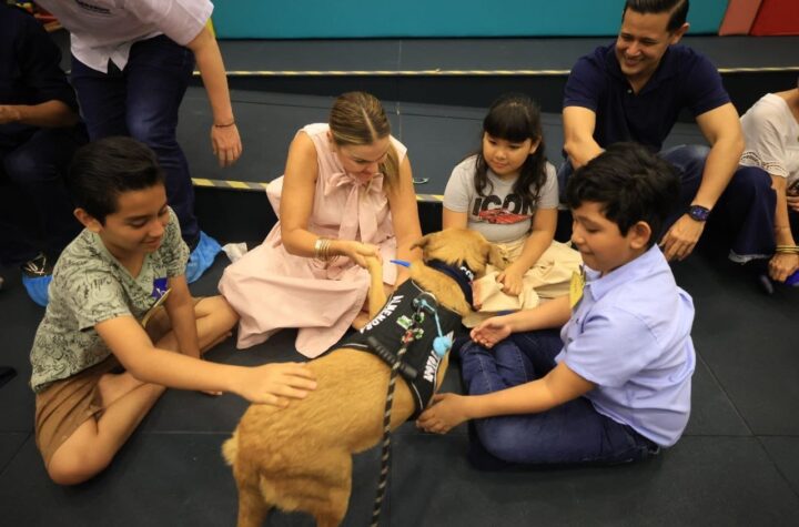 Fortalece Cecilia Patrón la atención del autismo con “De la calle al corazón”