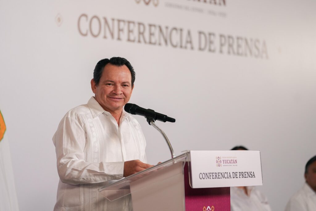 Abre Renacimiento Maya oportunidades universitarias para más de 100 mil habitantes de Tizimín, Tzucacab y Chikindzonot  