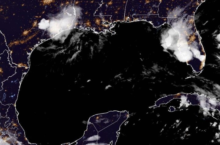 Prevén calor de hasta 39 grados y lluvias dispersas en Yucatán