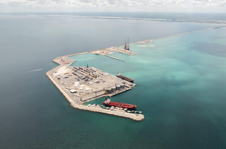 Renacimiento Maya consolida la ampliación del Puerto de Progreso con nueva licitación y avance de plataforma