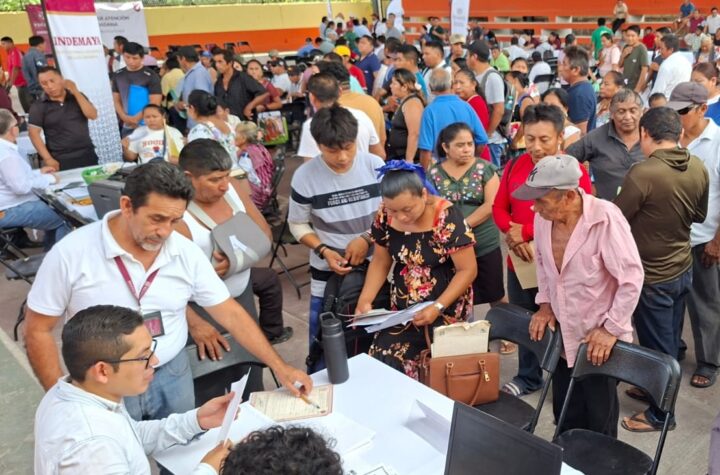 Indemaya facilita trámites y servicios a habitantes de Chichimilá