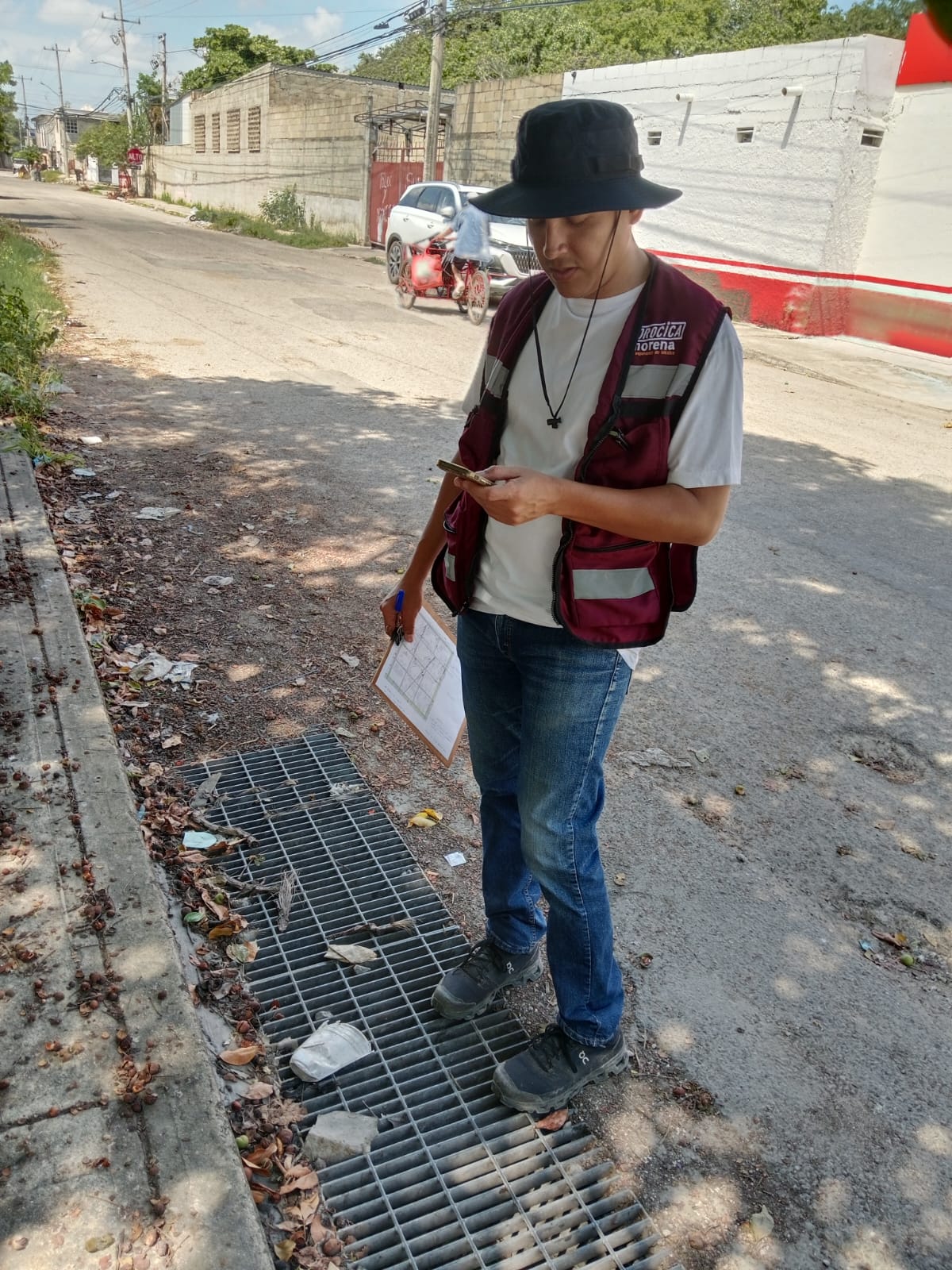 Regidor de MORENA exige la municipalización de avenida en Los Almendros III
