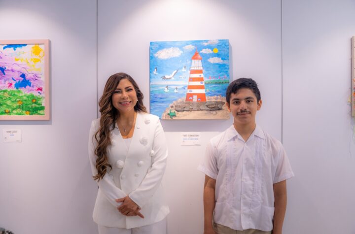DIF Yucatán y ASUR inauguran “Un mundo que incluye”, exposición que visibiliza el autismo a través del arte