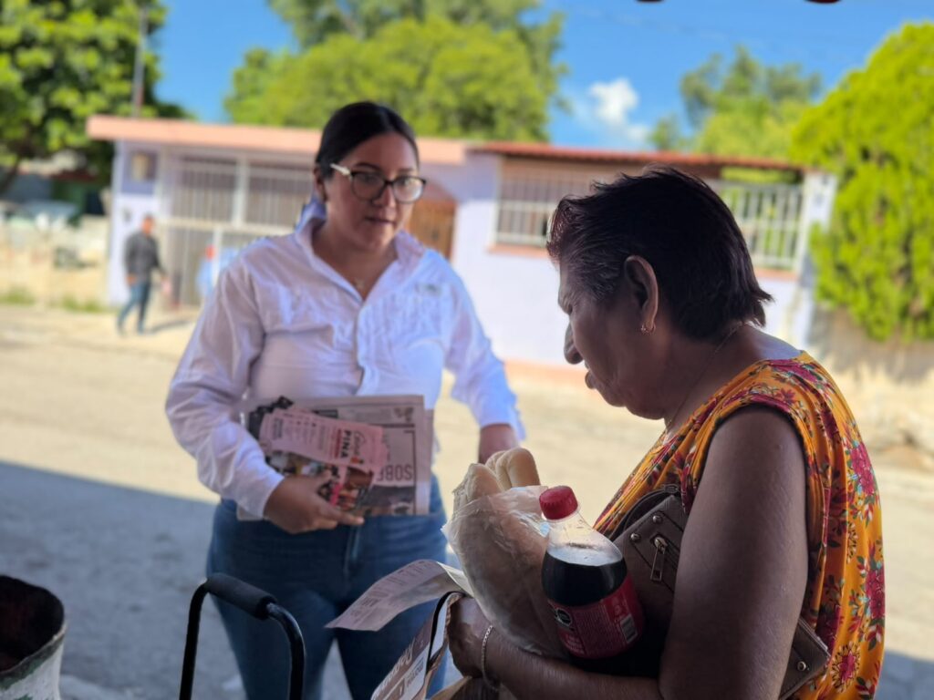 Atiende la regidora Georgina Piña demandas ciudadanas en colonias del Sur de Mérida