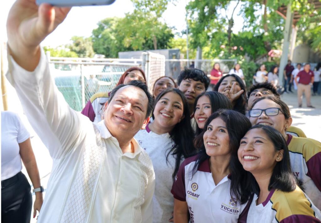Renacimiento Maya cumple con mejores espacios y herramientas para los 72 planteles del Cobay