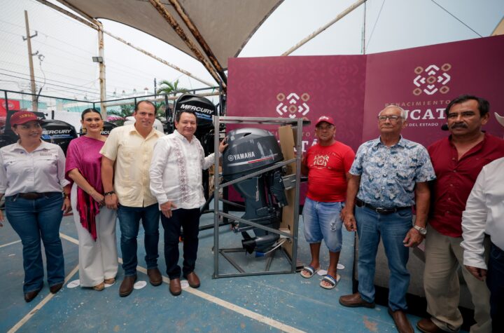 Renacimiento Maya respalda al sector pesquero con 20 millones de pesos para motores nuevos