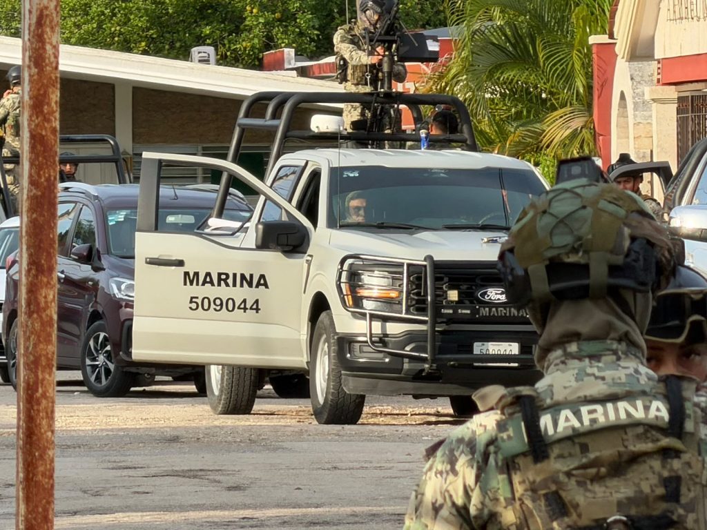 Fuerte operativo de la Marina en Mérida; FGR asegura inmueble en el fraccionamiento del Arco