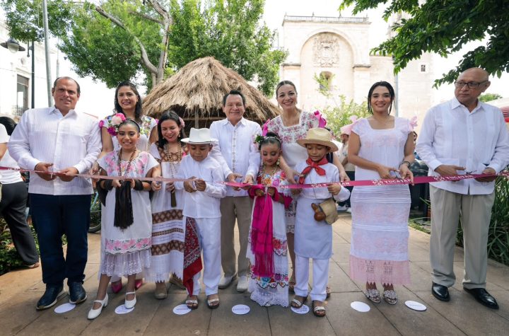 “Recibirlos con amor”: Candelaria Vera comparte la tradición del Janal Pixan en una muestra de 62 altares que transmiten la memoria y la cultura maya a nuevas generaciones